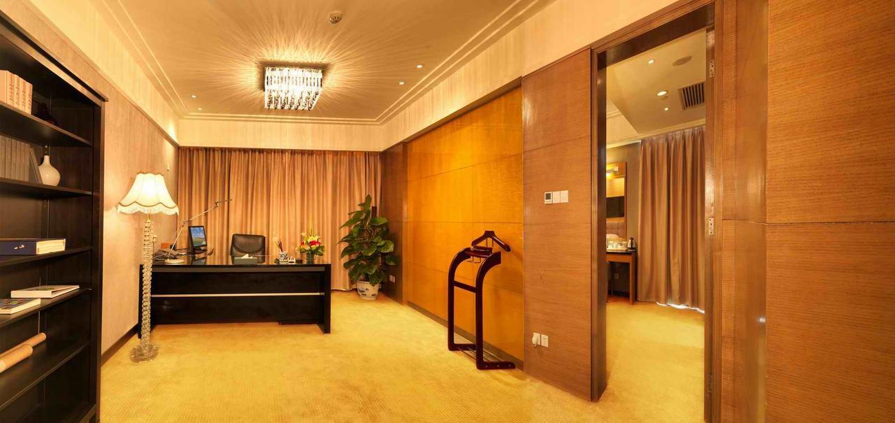 Shenzhen Longgang Rivan Hotel מראה חיצוני תמונה